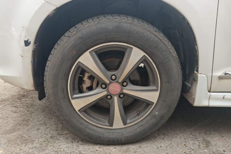 Used Haval H6 2013 Upgraded Model 1.5T Manual Two-Wheel Drive Elite Version
