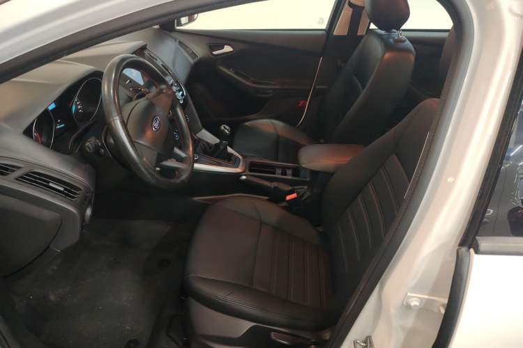 Used Ford Focus 2017 Hatchback 1.6L Manual Comfort Plus SmartDrive Edition