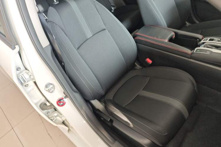 Used Honda Civic 2016 220TURBO CVT Luxury Edition
