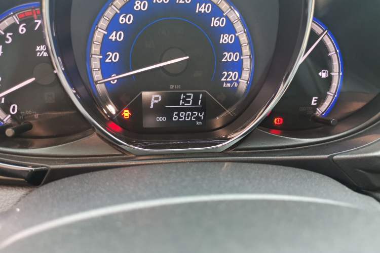 Used Toyota YARiS L 2017 1.5G CVT JingSu Model with Upgraded Sunroof
