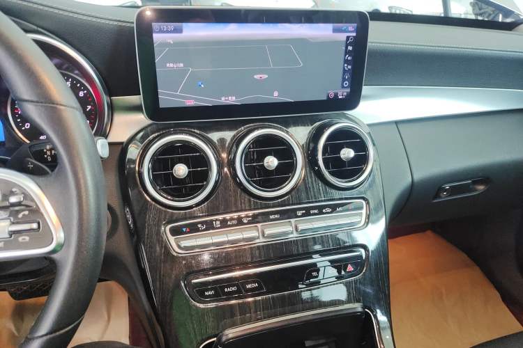 Used Mercedes-Benz C-Class 2019 C 180 L Fashion Edition Sport Version
