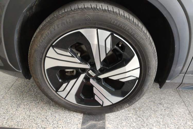 Used  E5 2024 530km Starship Edition
