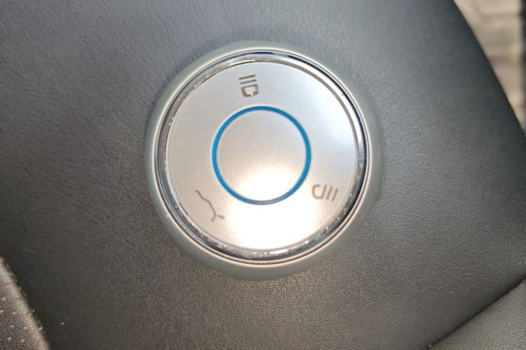 Used NETA V 2022 Chao 300 Lite Lithium Iron Phosphate
