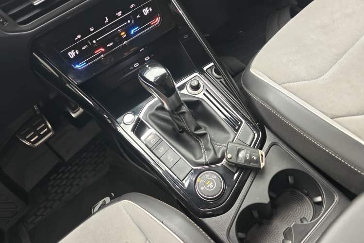 Used Volkswagen Tayron 2020 380TSI All-Wheel Drive R-Line Connected Version