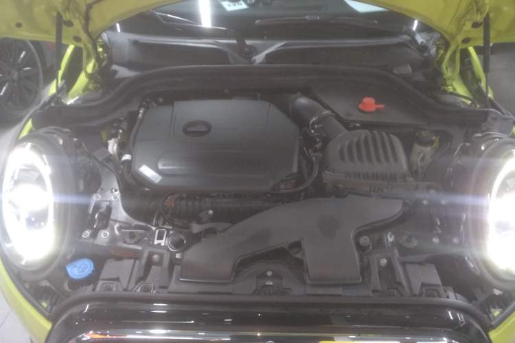 Used  MINI 2023 Updated 1.5T COOPER Artist Five-Door Edition
