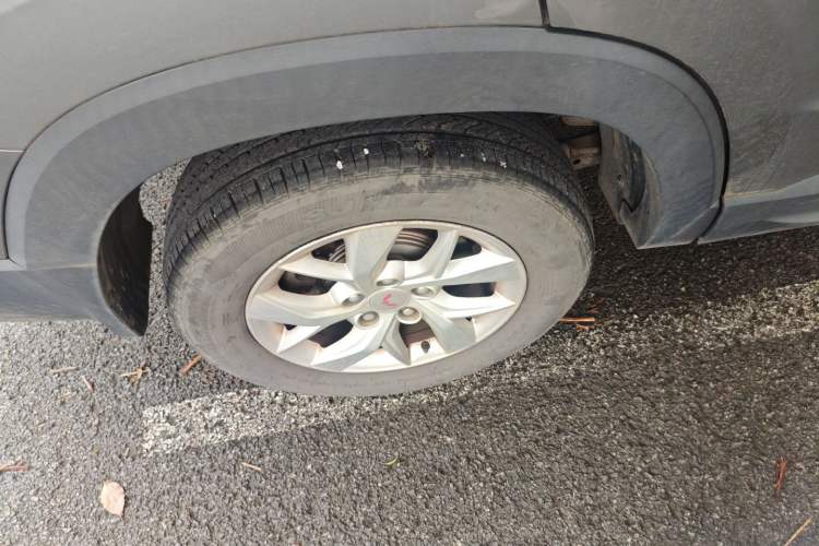 Used Wuling Hongguang S3 2019 1.5T Manual Comfort Edition China VI Standard
