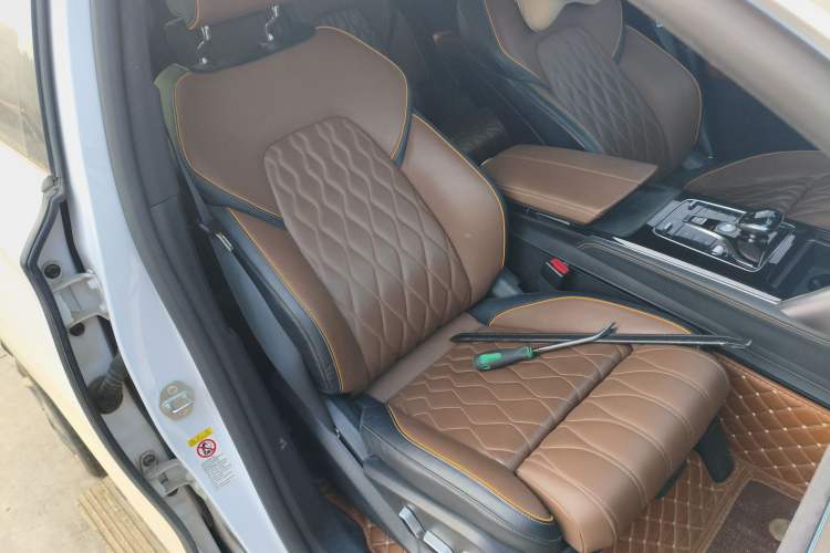 Used BYD Tang New Energy 2021 DM 2.0T Four-Wheel Drive High-Performance Flagship Model
