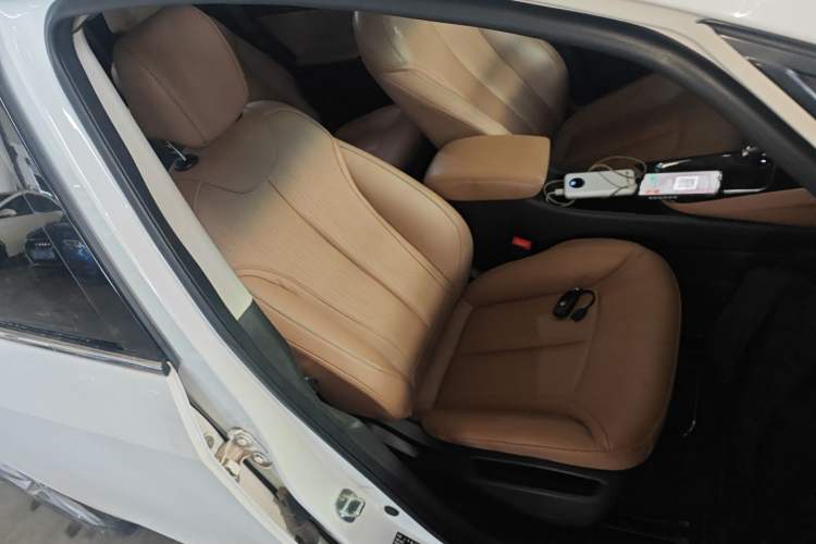 Used Buick GL6 2021 323T Mild Hybrid Connect Luxury Model