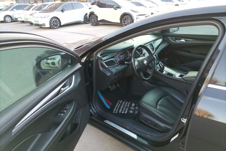 Used Buick LaCrosse 2021 652T Luxury Model
