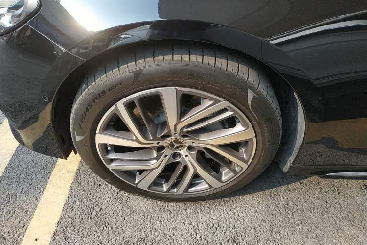 Used Mercedes-Benz E-Class 2024 E 300 L Stylish Model