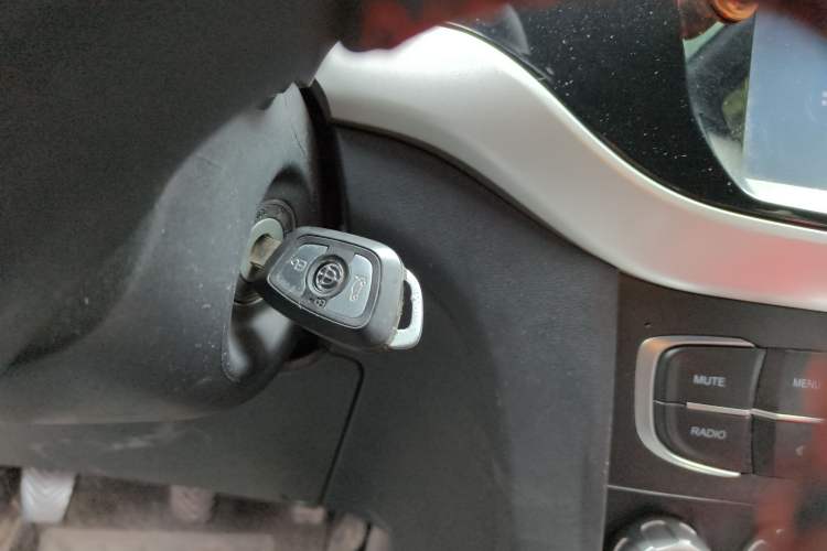 Used Brilliance V3 2015 1.5L Manual Elite Model
