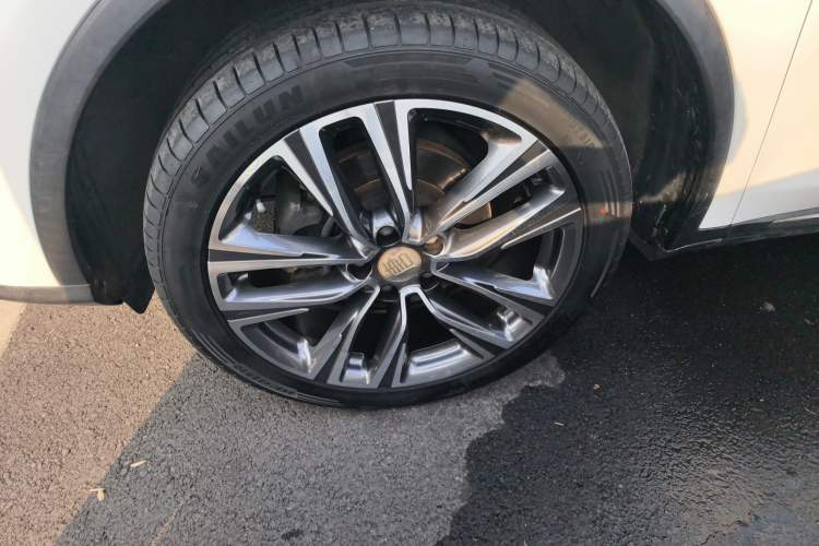 Used BYD Tang 2018 2.0T Automatic Smart Connect Prestige 7-Seater China V Standard