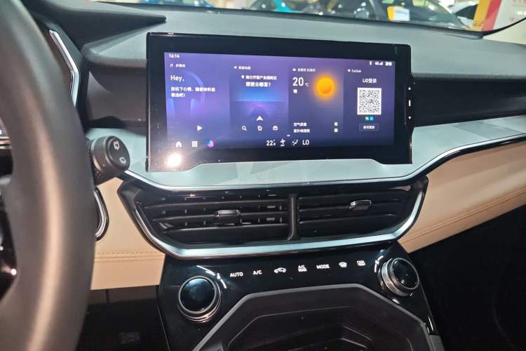 Used Lynk & Co 06 EM-P 2022 PHEV 84 km Range Pro Version
