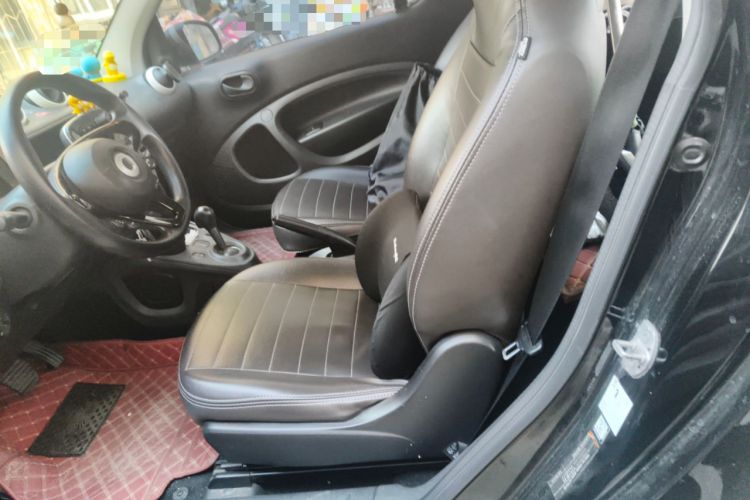 Used  fortwo 2015 1.0L 52 kW hardtop Dynamic version
