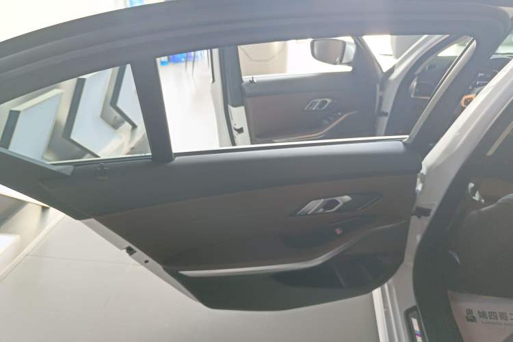 Used BMW 3 Series 2024 325Li M Sport Package
