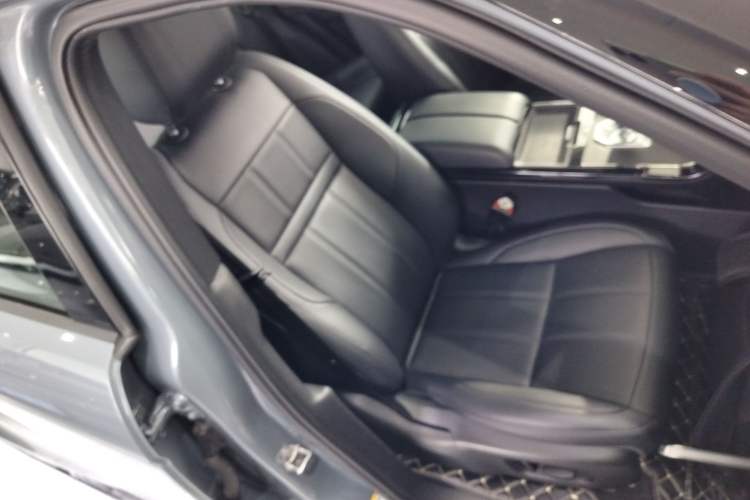 Used Land Rover Range Rover Evoque 2020 249 PS R-DYNAMIC S Sport Edition
