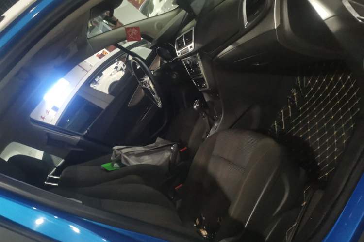 Used Buick Encore 2015 1.4T Automatic Two-Wheel Drive Urban Elite Version