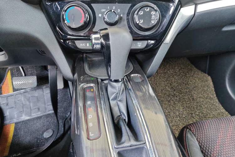 Used Honda XR-V 2017 1.5L LXi CVT Classic Edition
