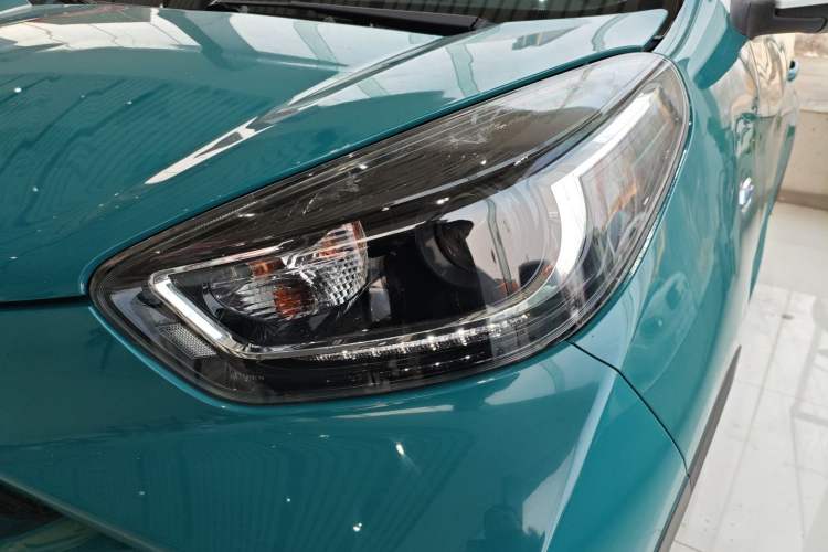 Used Chery Little Ant 2021 150 000 Yuan "Ant Fan" Edition New Ant Xuan Version Lithium-NMC Battery
