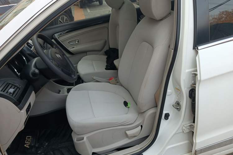 Used Dongfeng Aeolus A60 2016 1.5L Manual Luxury Version