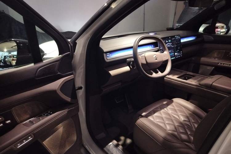 Used Nio ES8 2026 Model 7-seat Executive Luxury Edition
