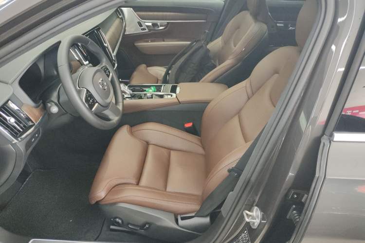 Used Volvo S90 New Energy 2023 T8 Plug-in Hybrid All-Wheel Drive Long-Range Luxury Edition