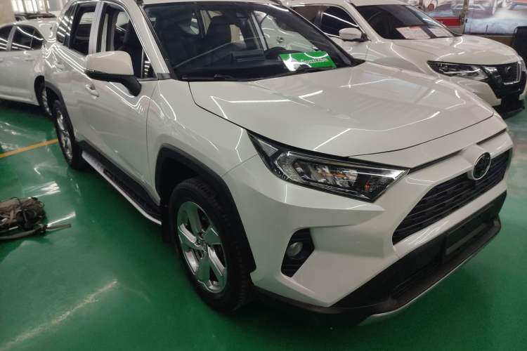 Used Toyota RAV4 2020 2.0L CVT 4x4 Trend Edition
