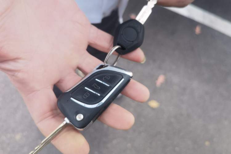 TDK.VehicleDetails.img