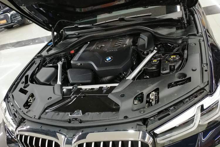 Used BMW 5 Series 2022 Restyled 530Li Leading Edition M Sport Package
