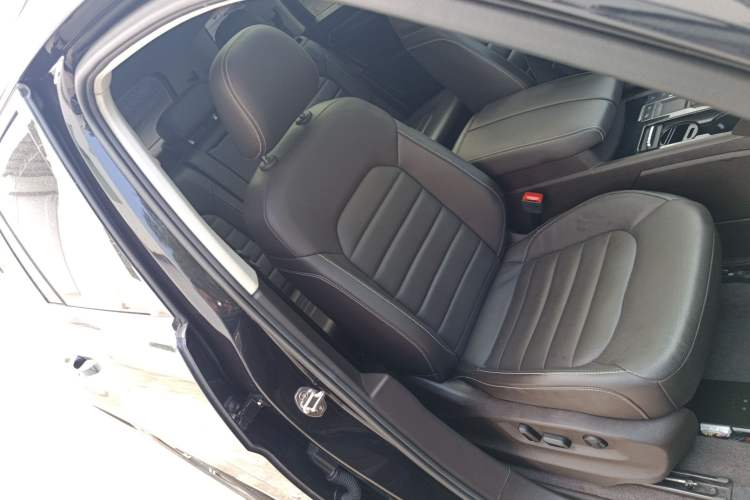 Used Volkswagen Teramont 2019 330TSI Two-Wheel-Drive Luxury Edition China VI Standard