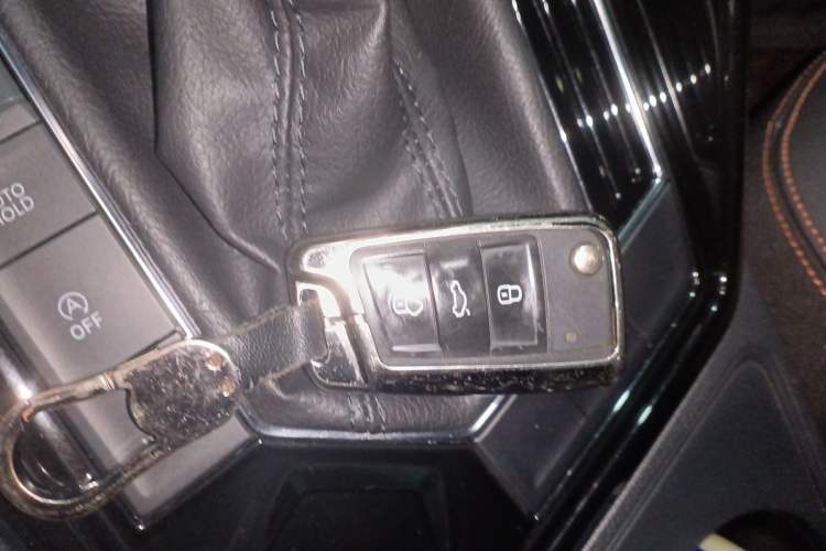 Used Volkswagen Tayron 2021 330TSI Two-Wheel Drive 30th Anniversary Edition