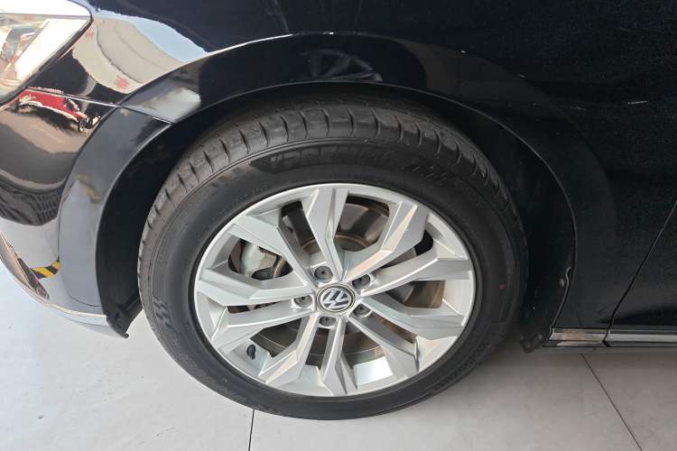 Used Volkswagen Magotan 2018 330TSI DSG Luxury Model