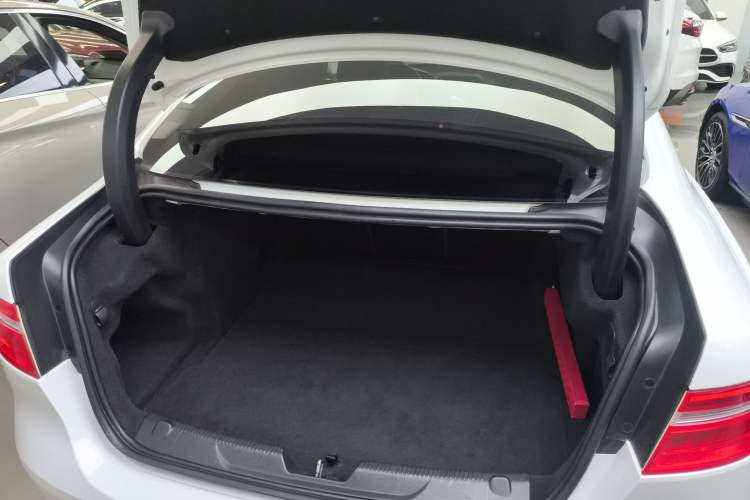 Used Jaguar XEL 2019 2.0T 200 PS Deluxe Edition