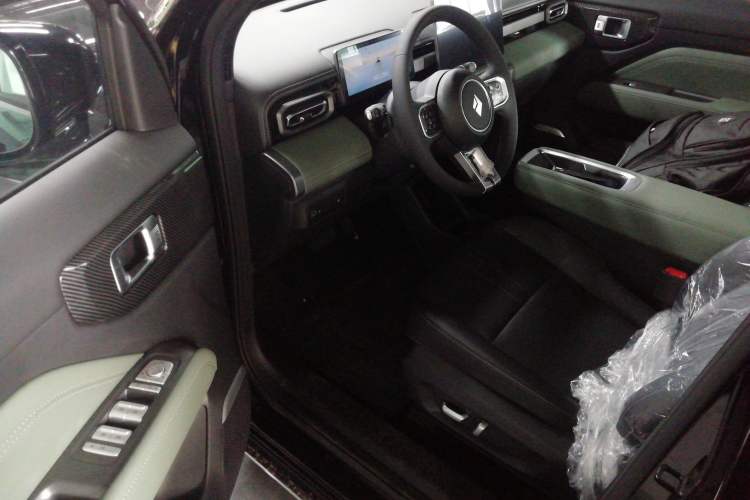 Used Baojun Spark EUV 
