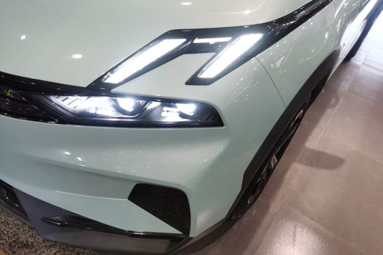 Used Lynk & Co 06 EM-P 2023 EM-P 126 Long-Range Halo
