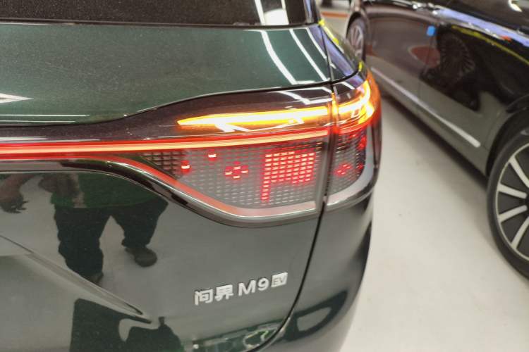 Used Hima AITO M9 2024 All-Electric Ultra Version 100 kWh 5-Seater Model