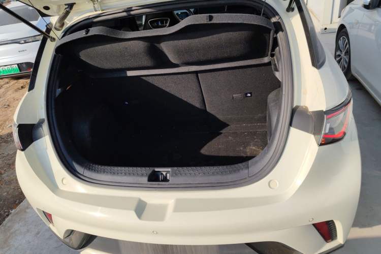 Used BYD Dolphin 2023 420 km Fashion Edition
