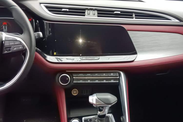 Used Dongfeng Aeolus AX7 2021 PRO 1.6T Automatic Smart Edition
