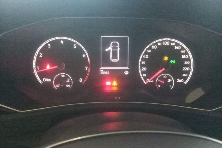 Used Volkswagen T-ROC 2018 280TSI DSG Two-Wheel-Drive Comfort Version China V Standard
