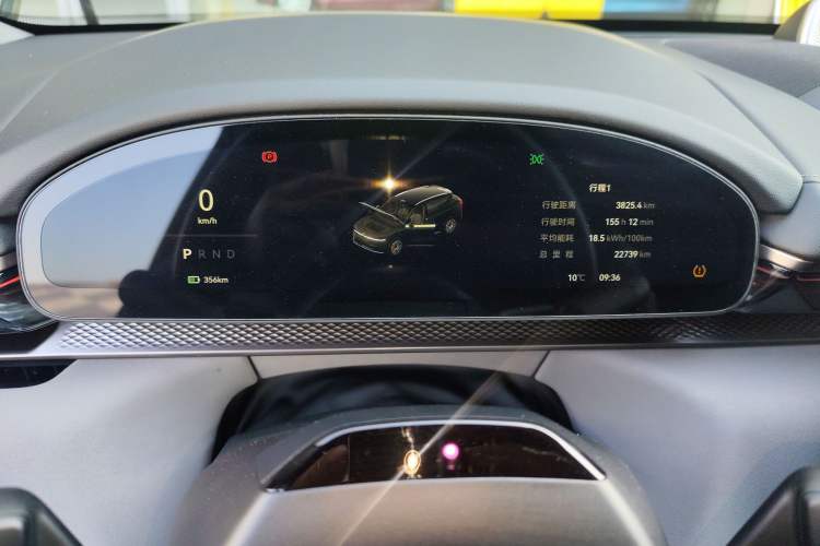 Used Zeekr 7X 2025 100 kWh Long-Range Rear-Wheel Drive with Intelligent Driving Features