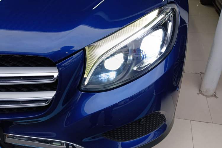 Used Mercedes-Benz GLC 2016 GLC 300 4MATIC Dynamic Model
