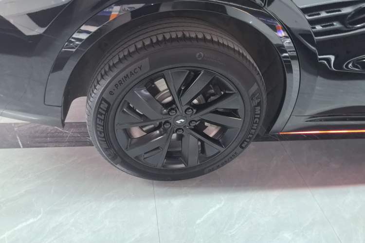 Used Li Auto L8 2023 Air model
