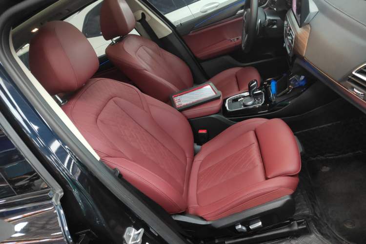 Used BMW X3 2022 xDrive30i Luxury Model M Night Sky Package
