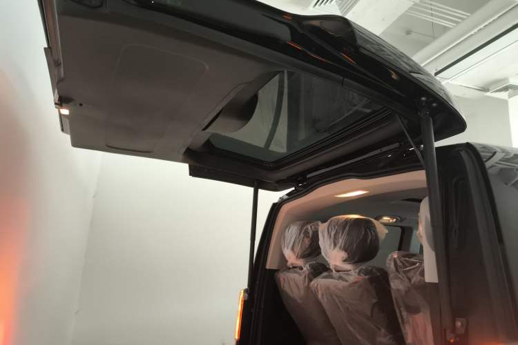 Used Mercedes-Benz V-Class 2024 V 300 Pilot Edition
