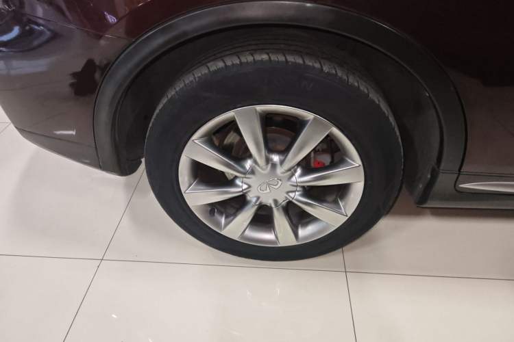 Used Infiniti QX50 2015 2.5L Comfort Edition
