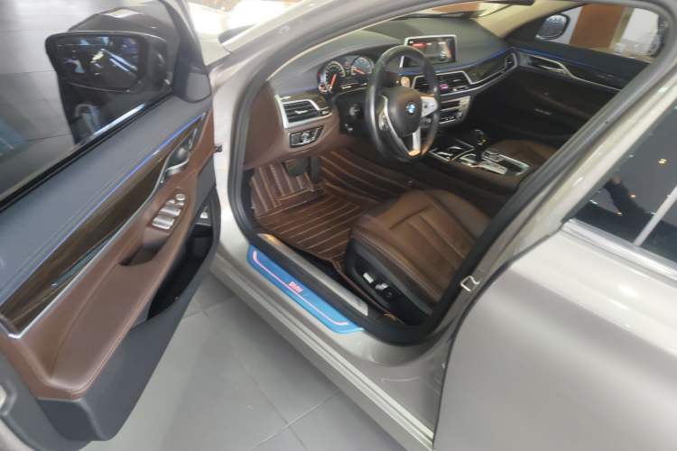 Used BMW 7 Series 2017 730Li Leading Model