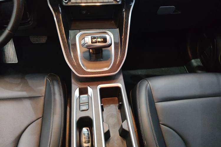 Used Haval M6 2021 PLUS 1.5T DCT Luxury Smart Connectivity Model