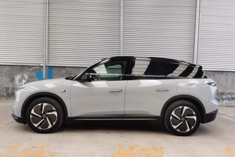 Used Nio ES6 2023 75 kWh
