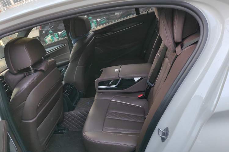 Used BMW 5 Series New Energy 2021 535Le Pioneer Edition M Sport Package
