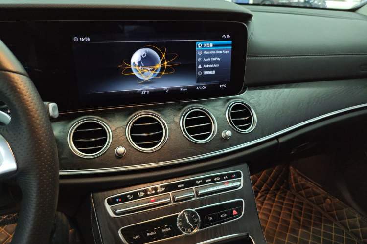 Used Mercedes-Benz E-Class 2018 E 300 L Sporty and Stylish Model
